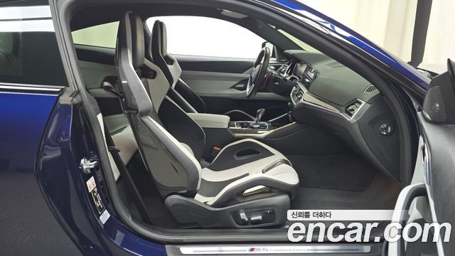 BMW M4 2022 — photo 11