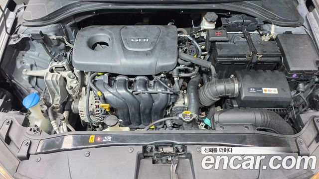 Hyundai AVANTE 2016 — photo 6