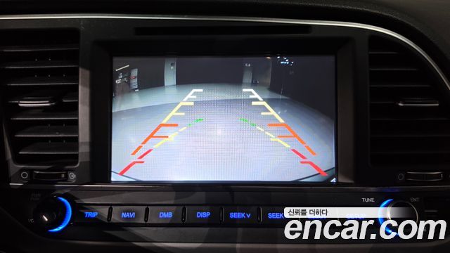 Hyundai AVANTE 2016 — photo 23