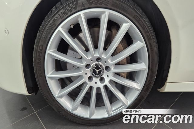 Mercedes-Benz E-Class 2018 — photo 5