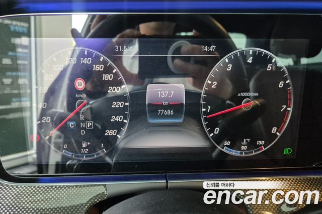 Mercedes-Benz E-Class 2018 — photo 8