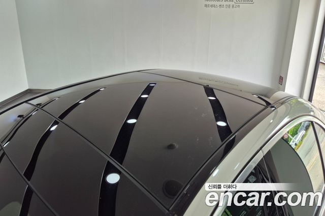Mercedes-Benz E-Class 2018 — photo 15