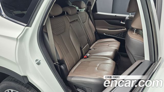 Hyundai Santafe 2019 — photo 17