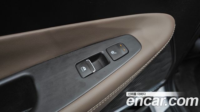 Hyundai Santafe 2019 — photo 25