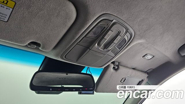 Hyundai Santafe 2019 — photo 29