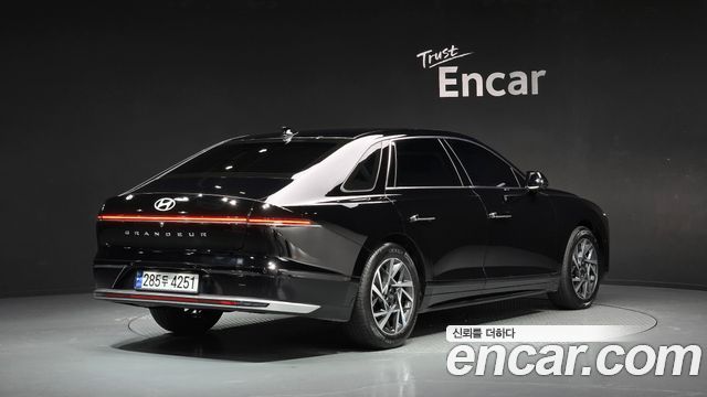 Hyundai Grandeur 2023 — photo 2
