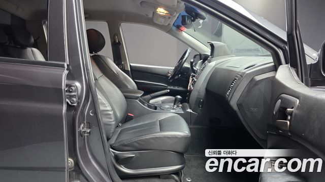 KG Mobility KORANDO 2015 — photo 18