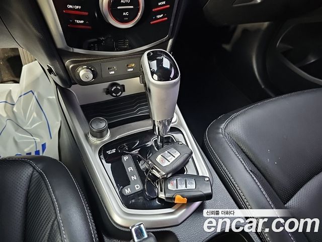 KG Mobility TIBOLI 2015 — photo 8