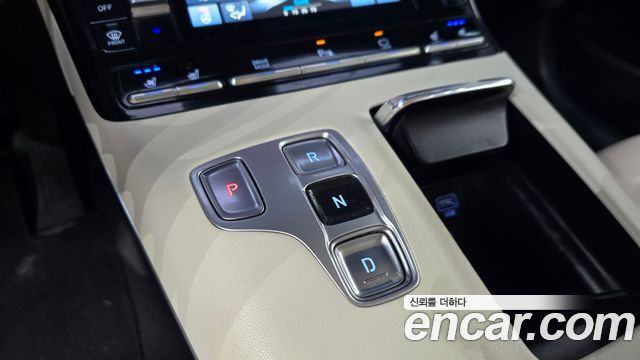 Hyundai Grandeur 2022 — photo 12