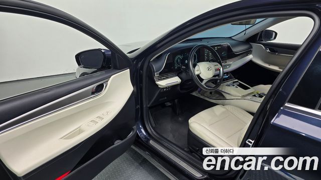 Hyundai Grandeur 2022 — photo 17