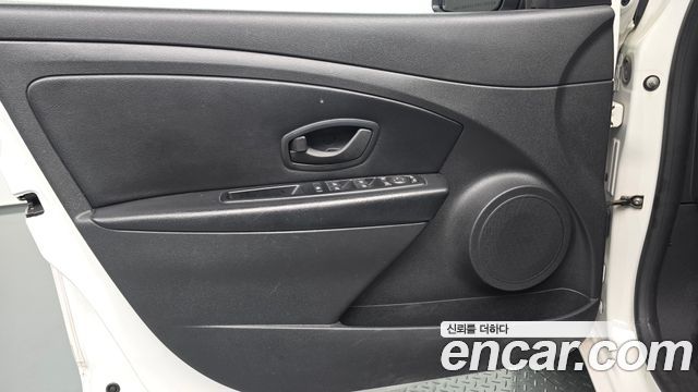 Renault Korea SM3 2016 — photo 14