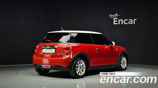 Mini Cooper 2016 — photo 2