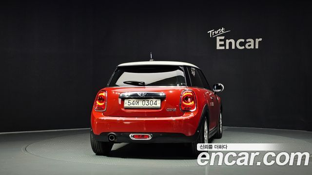 Mini Cooper 2016 — photo 4