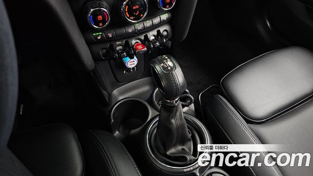 Mini Cooper 2016 — photo 9