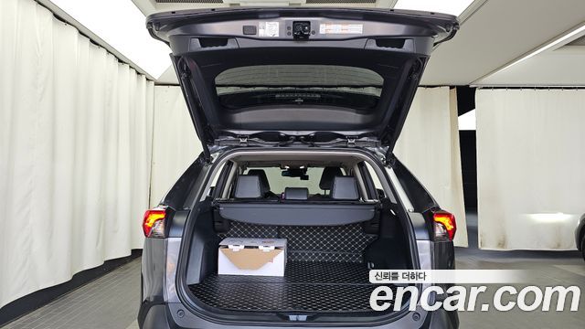 Toyota RAV4 2025 — photo 26