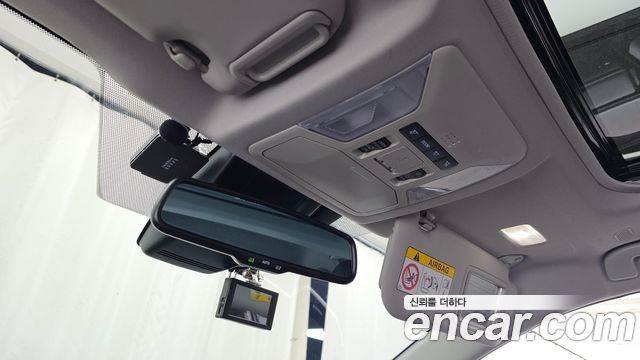 Toyota RAV4 2025 — photo 28