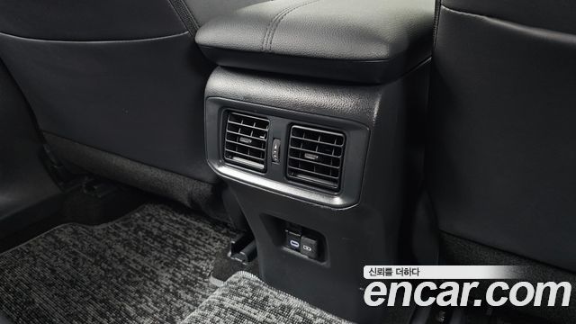 Toyota RAV4 2025 — photo 32