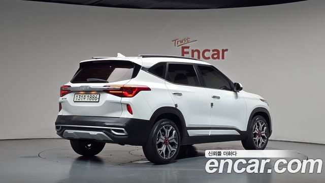 Kia Seltos 2022 — photo 2