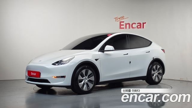 Tesla Model Y 2021 — photo 1