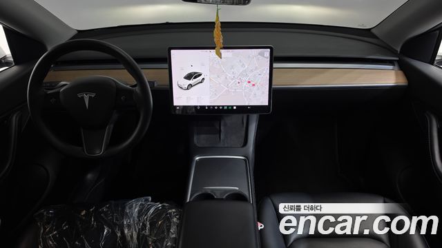Tesla Model Y 2021 — photo 7