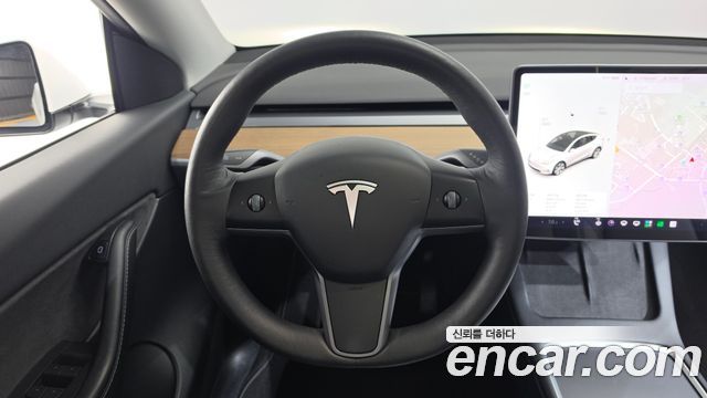 Tesla Model Y 2021 — photo 13