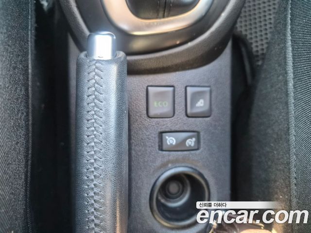 Renault Korea QM3 2018 — photo 17