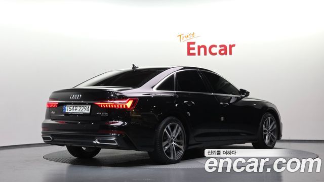 Audi A6 2023 — photo 2
