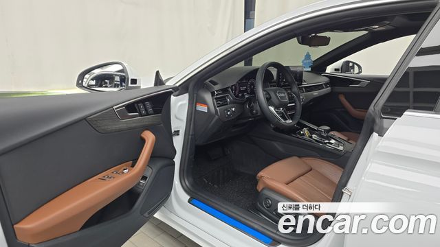 Audi A5 2023 — photo 13