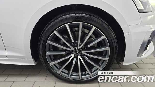Audi A5 2023 — photo 7