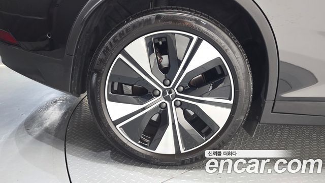 Polestar Polestar 2 2023 — photo 5