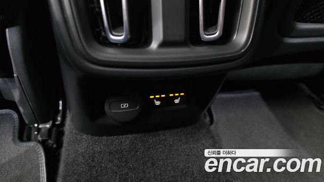 Polestar Polestar 2 2023 — photo 12