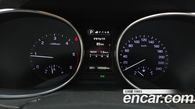 Hyundai Santafe 2016 — photo 11