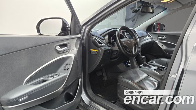 Hyundai Santafe 2016 — photo 13