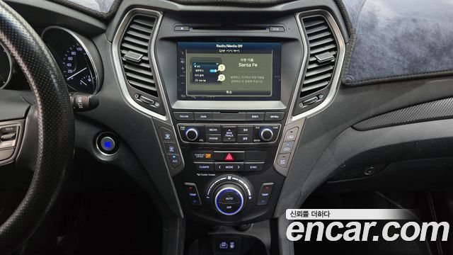 Hyundai Santafe 2016 — photo 20