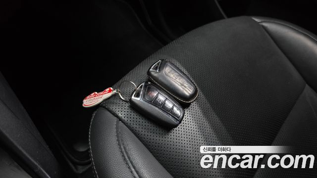 Hyundai Santafe 2016 — photo 23