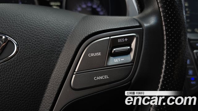 Hyundai Santafe 2016 — photo 26