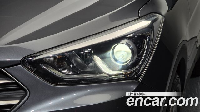 Hyundai Santafe 2016 — photo 8