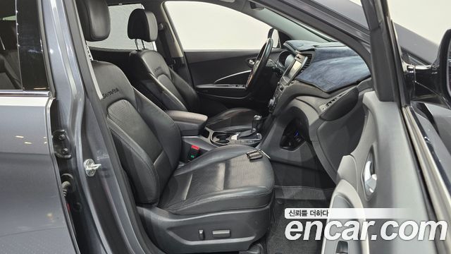 Hyundai Santafe 2016 — photo 16