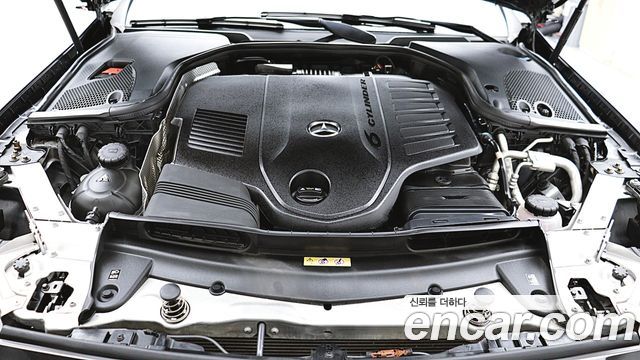 Mercedes-Benz CLS-Class 2021 — photo 6
