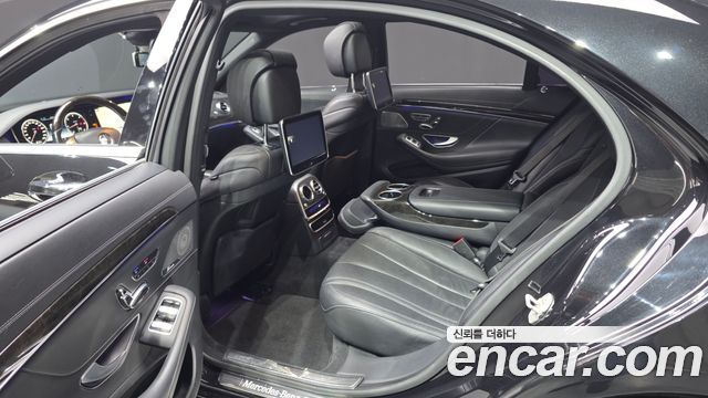 Mercedes-Benz S-Class 2015 — photo 11