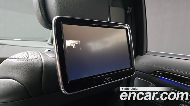 Mercedes-Benz S-Class 2015 — photo 18