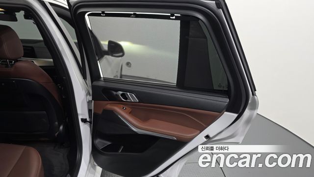 BMW X5 2022 — photo 15
