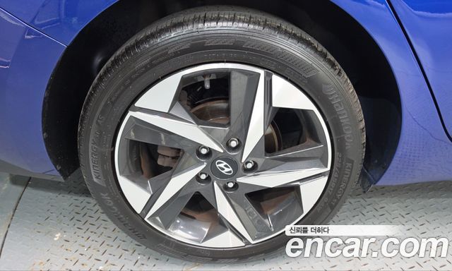 Hyundai AVANTE 2021 — photo 5