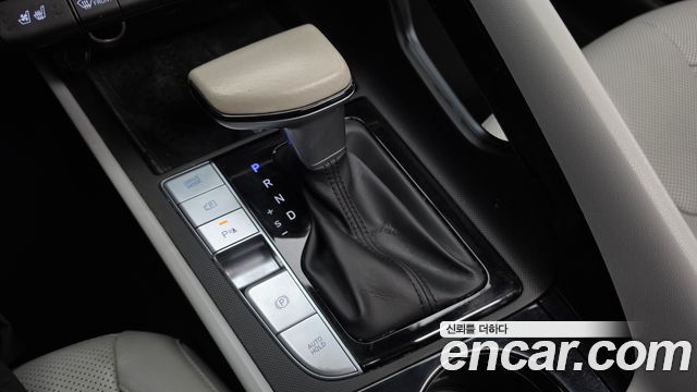 Hyundai AVANTE 2021 — photo 12