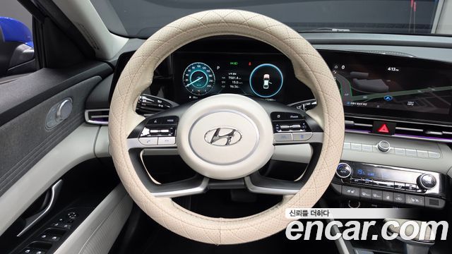 Hyundai AVANTE 2021 — photo 18