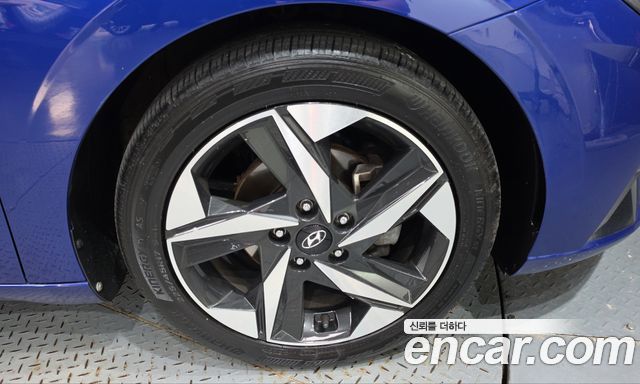 Hyundai AVANTE 2021 — photo 7