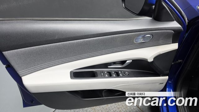 Hyundai AVANTE 2021 — photo 14