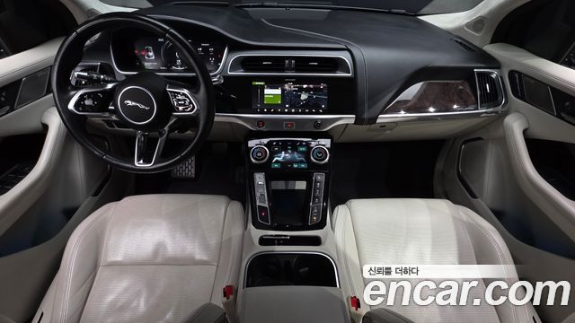Jaguar I-PACE 2019 — photo 10