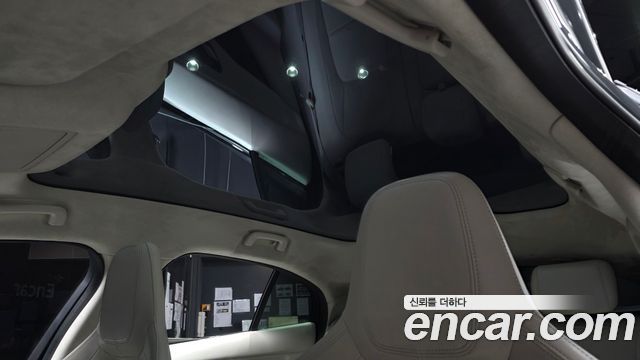 Jaguar I-PACE 2019 — photo 24