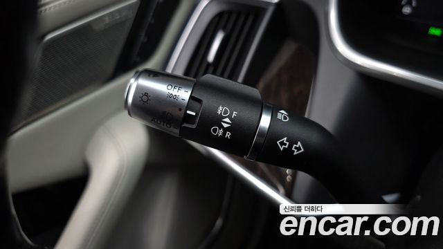 Jaguar I-PACE 2019 — photo 33